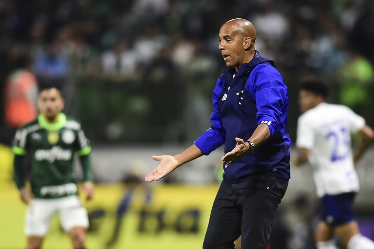 Sem vencer há sete jogos, Cruzeiro anuncia a demissão de Pepa