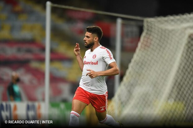 Ventilado no Flamengo, jogador é liberado por clube russo, Flamengo