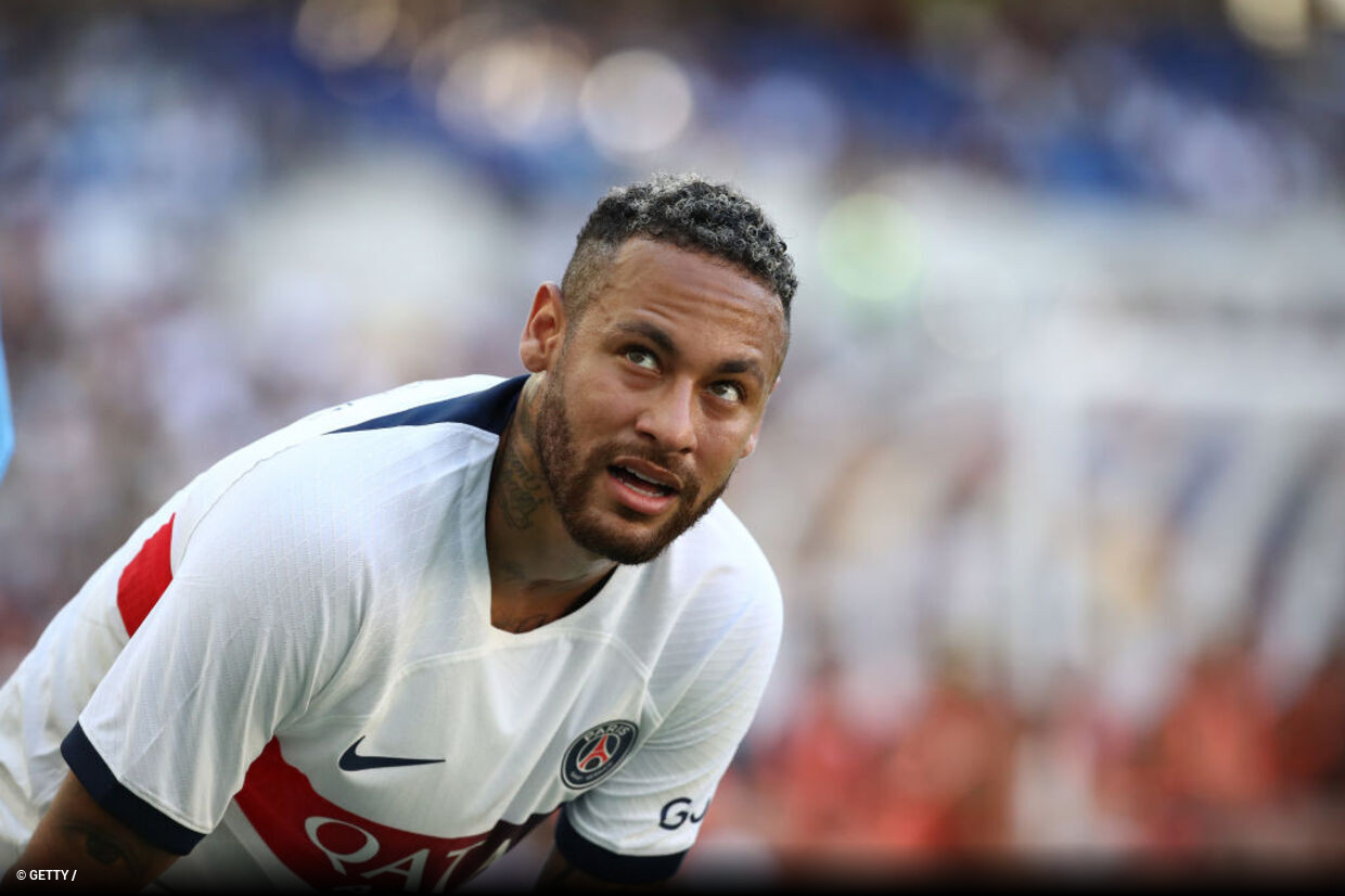 Quero ser um jogador global, diz Neymar sobre ida para o Al-Hilal